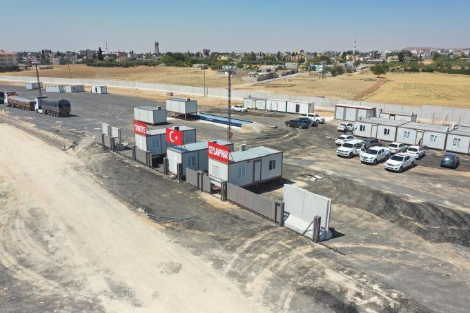 Ceylanpınar Gümrük Kapısı Hizmete Girdi