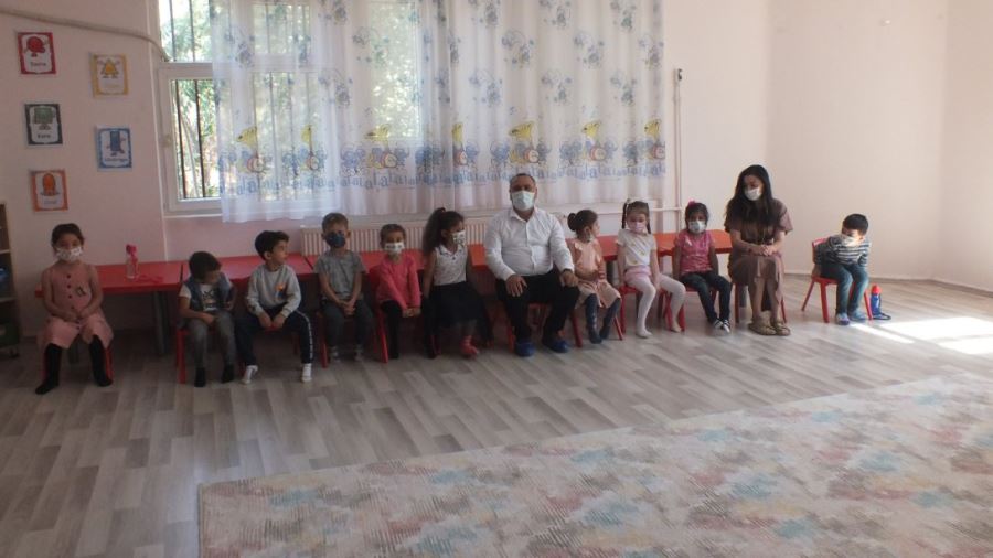 İlçe Milli Eğitim Müdürü Zeydan KURT Okulları Ziyaret Ediyor