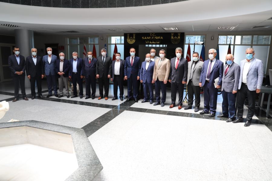 Aşiret temsilcilerinden Vali Erin