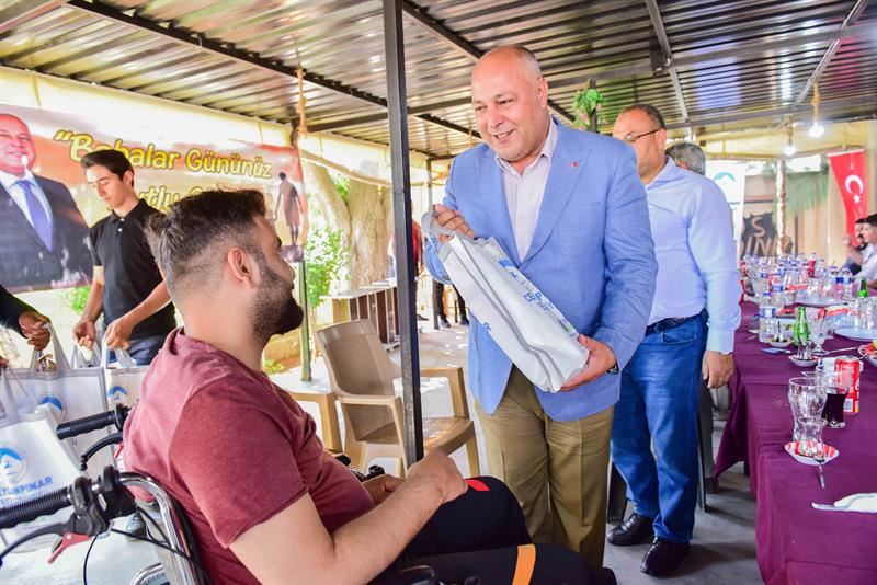 Başkan Soylu, Babalar Gününde Şehit Babalarını ve Gazileri Unutmadı