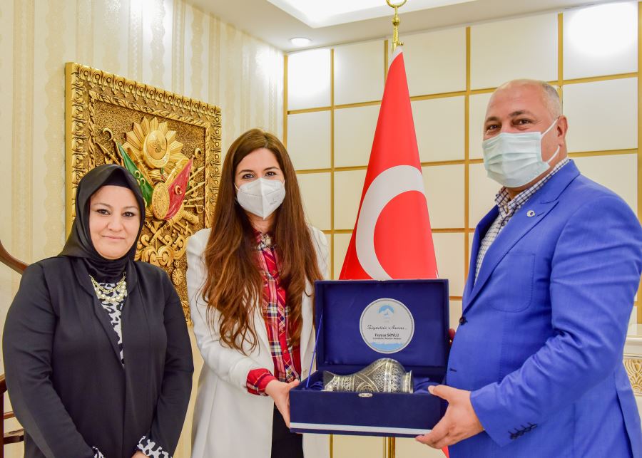 Ak Parti Genel Sekreter Yardımcısı Doç Dr Zeynep Müjde Sakar   