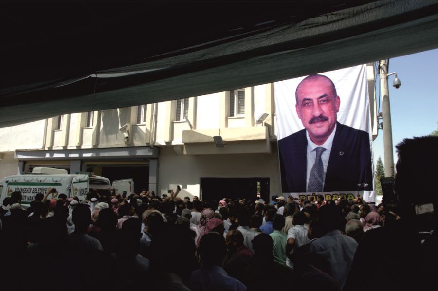 ESKİ BAŞKAN ATİLLA SON YOLCULUĞUNA UĞURLANDI