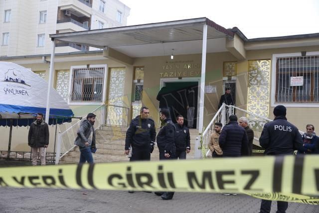 URFA’DA TAZİYE EVİNDE SİLAHLAR PATLADI:BİRİ BAŞHEKİM 5 YARALI