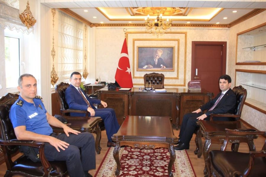 Şanlıurfa İl Emniyet Müdürü Ulucan bir dizi temaslarda bulunmak üzere Ceylanpınar a geldi.