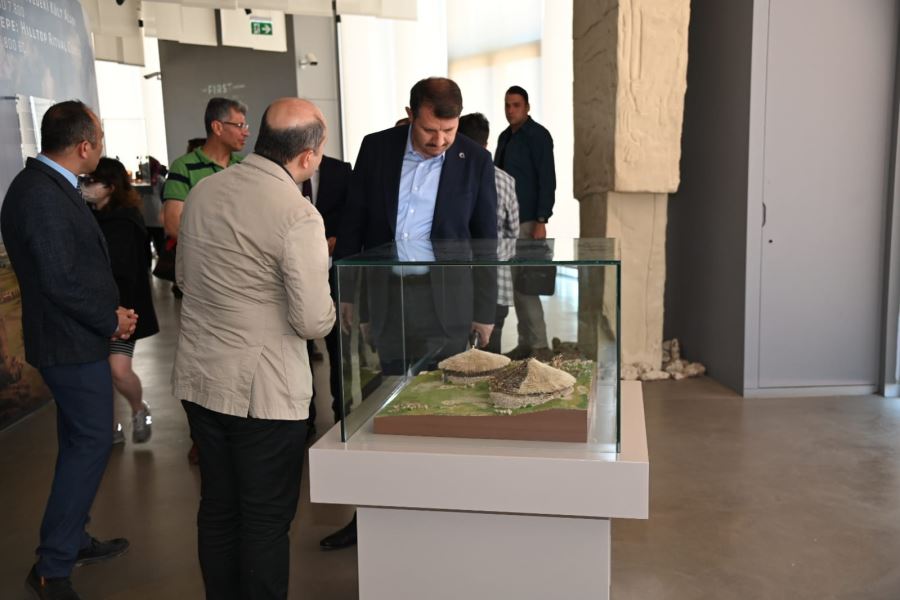 Vali Ayhan Göbeklitepe’de İncelemelerde Bulundu