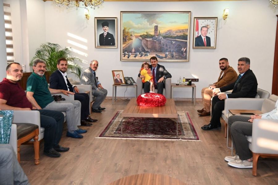 Valilik Halk Günü kapsamında gün boyu vatandaşları kabu etti