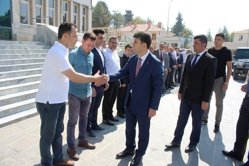 kaymakam  Emrah Uzun görevine başladı.