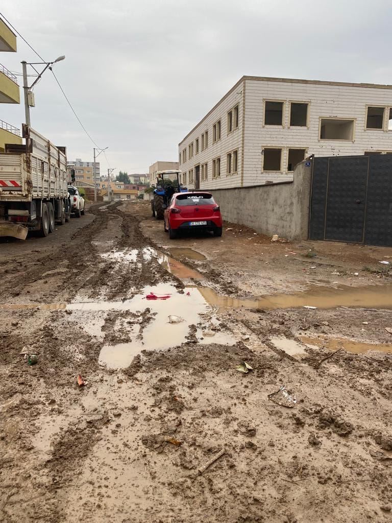 Ceylanpınar Yolları 80