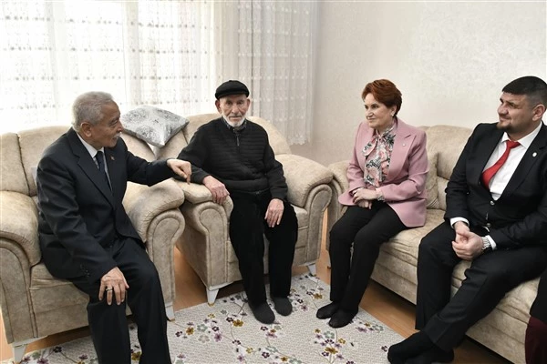 Akşener