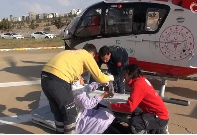 Şırnaklı Asya Nine Ambulans Helikopterle Şanlıurfa’ya Sevk Edildi