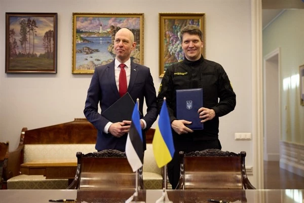 Zelenski ve Kallas