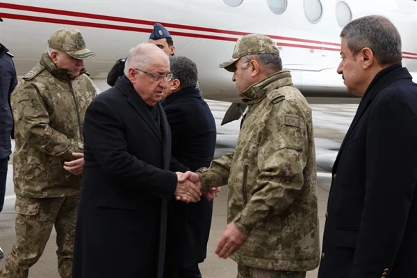 Bakan Güler ve komutanlar Şırnak