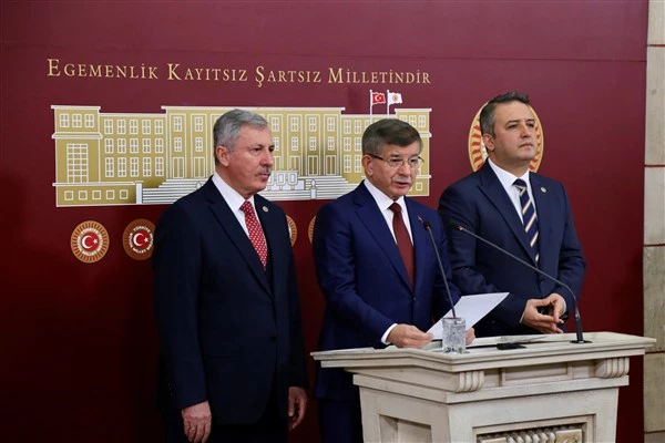 Davutoğlu: 
