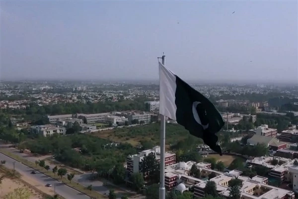 Pakistan, gerilimi azaltmak için İran