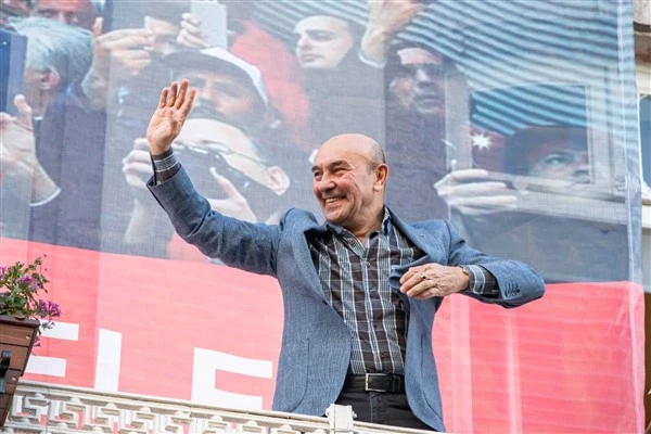 Başkan Soyer, hayata geçirdiği projeleri internet sitesinde tanıttı