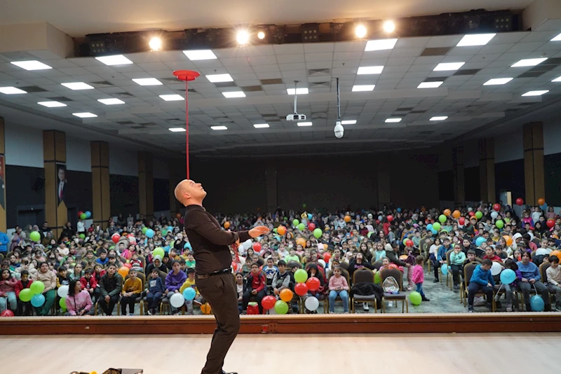 Başkan Bozkurt, Sömestir Şenliği’nde miniklerle bir araya geldi