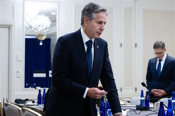 Blinken: “Altı milyonu aşkın Yahudi ve diğer gruplardan kişilerin yasını tutuyoruz”
