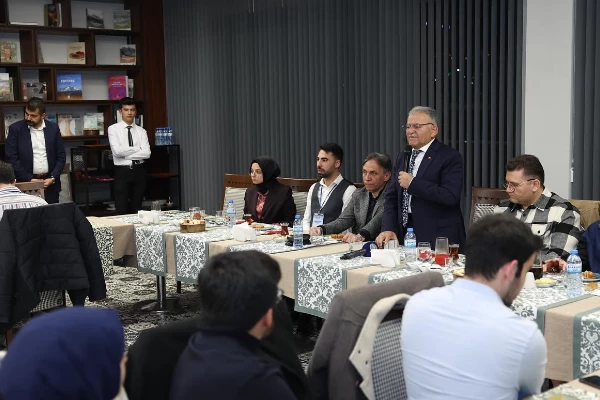 Başkan Büyükkılıç, Asrın Felaketi Nefes Kesiyor Çalıştayı