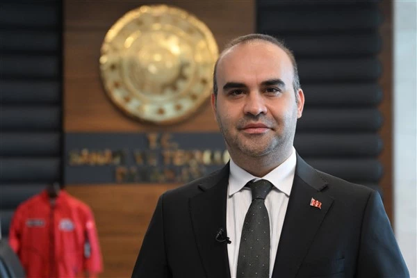 Bakan Kacır