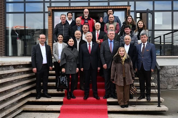 Yavaş : 