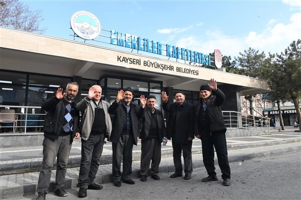 Emekliler Kafeteryası hizmete açıldı