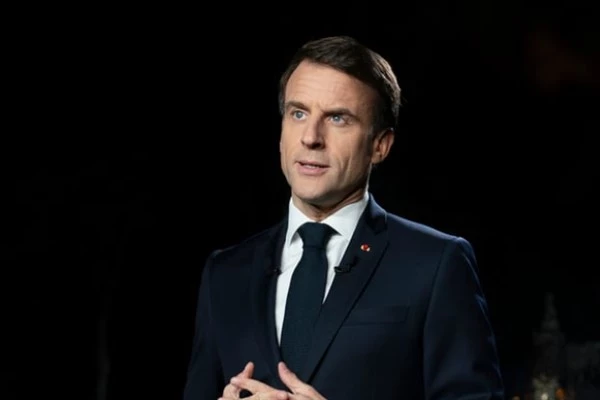 Macron: 