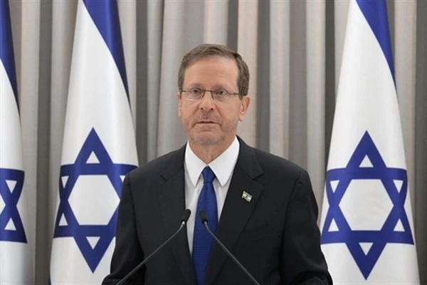 Herzog, Reali İbrani Okulu ve Komuta Askeri Yatılı Okulu