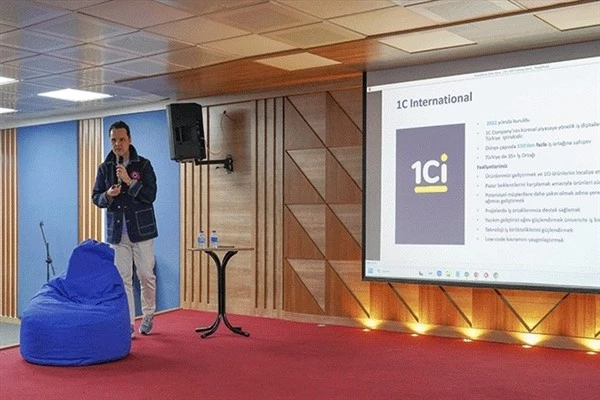 1Ci’nin 1 aylık ücretsiz ERP eğitiminin ilk adımı tamamlandı 