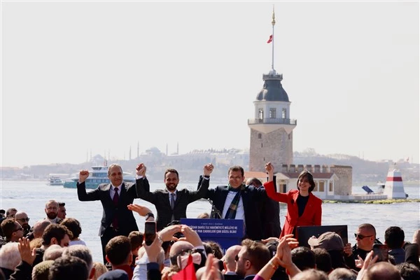 İmamoğlu: İsraf ve ihanet şebekelerine bu şehirde son vereceğiz