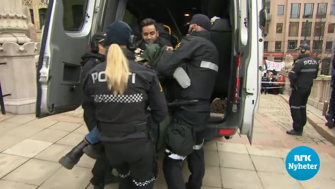 Filistinli aktivistler Norveç Parlamentosu