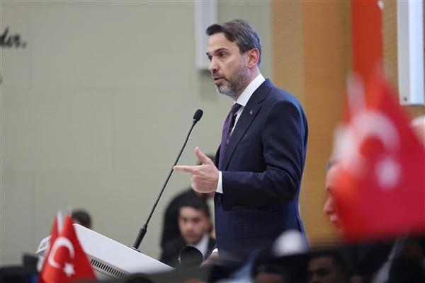 Bakan Bayraktar: Karadeniz’de 3 lokasyonda aramaları hızlandıracağız