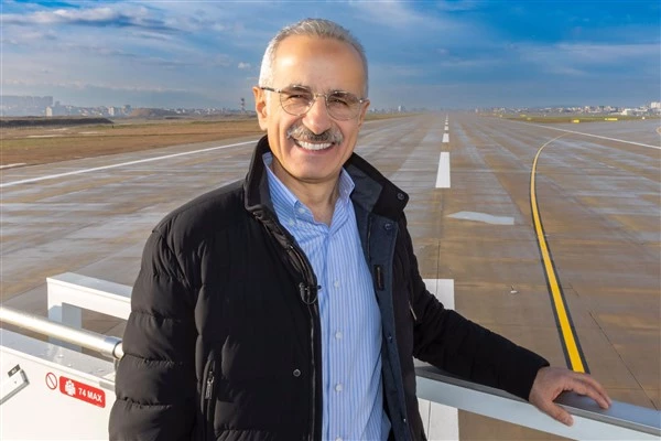 Bakan Uraloğlu, Artvin’de STK ve iş dünyasının temsilcileriyle buluştu