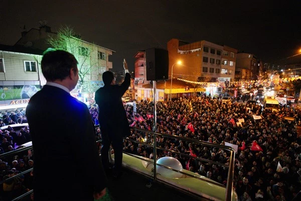 İmamoğlu: AK Partililer bile bu kardeşinize oy verecek