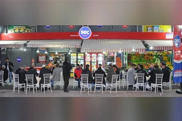 Seç Market 9 ilde mahalle iftarları düzenliyor