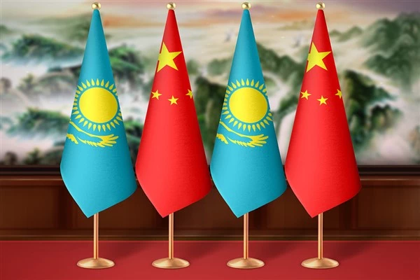 Xi ve Tokayev Çin