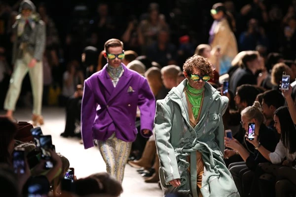 Türk tasarımcı Emre Erdemoğlu, Moscow Fashion Week’te tasarımlarını ilk kez sergileyecek