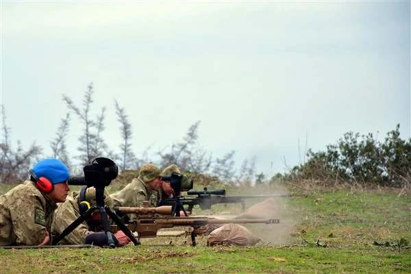 Çanakkale’de keskin nişancı ve uzman nişancı atışları yapıldı