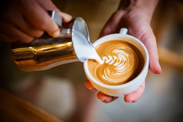 Starbucks’ın 2024 Türkiye & Azerbaycan Barista Şampiyonası’nın mağaza etapları başladı 