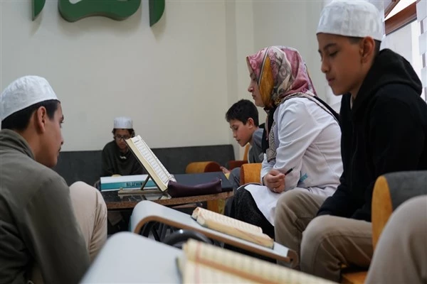 Bilgehanelerde öğrenciler için ”Ezber Destek Programı