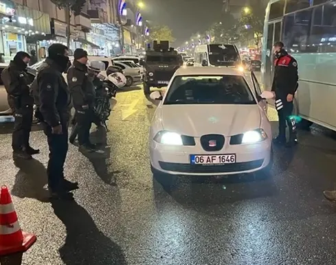 Şanlıurfa’da 15 bin Şahıs İncelendi, Aranan 17 Şahıs Yakalandı
