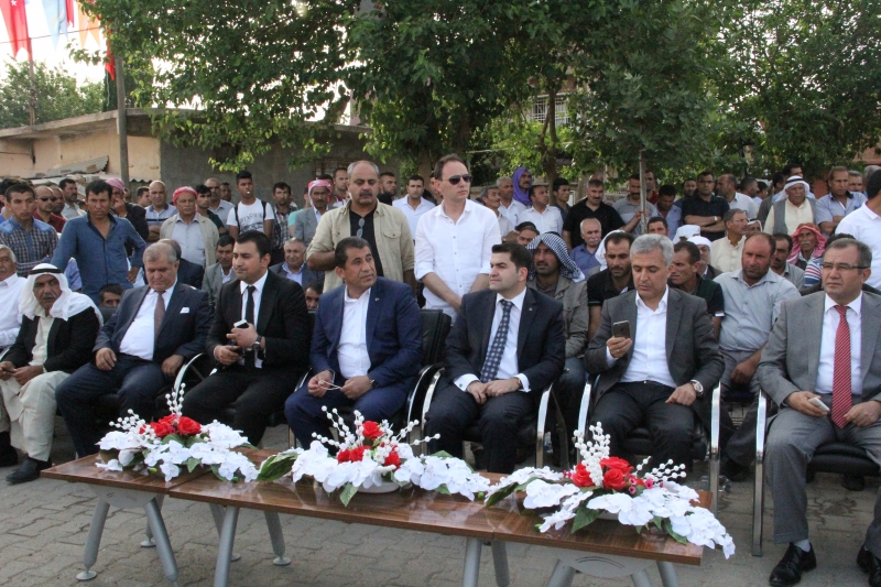 Ceylanpınar Belediyesi açılışını yaptığı parka, Bakan Çelik?in ismini verdi.