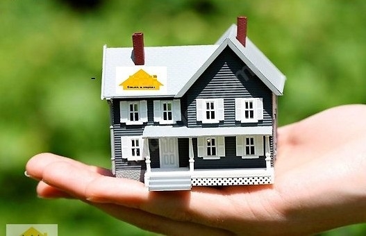 Ceylanpınar da gün geçtikçe evlerin üzerinde satılık yazısı artıyor         