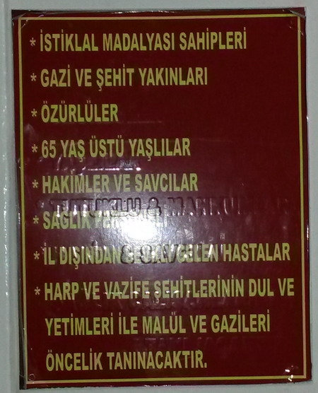 Ceylanpınar Devlet Hastanesi?ndeki ?Tabela? Gündeme Geldi