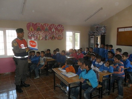 Ceylanpınar Jandarma?dan Vatandaşa Trafik Eğitimi	     