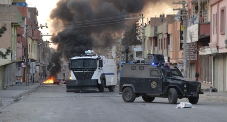 Ceylanpınar?da Kobani protestoları devam ediyor