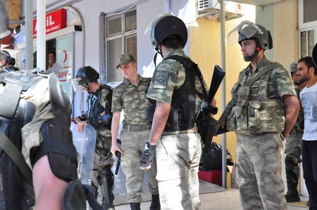 Ceylanpınar?da Tutuklanan 10 Asker Serbest Bırakıldı