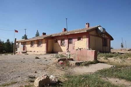 Ceylanpınar?da Veliler, Çocuklarını Okula Göndermeme Kararı Aldı 
