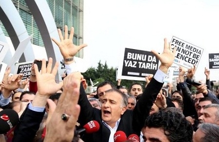Dünya Basınında 14 Aralık Operasyonu 
