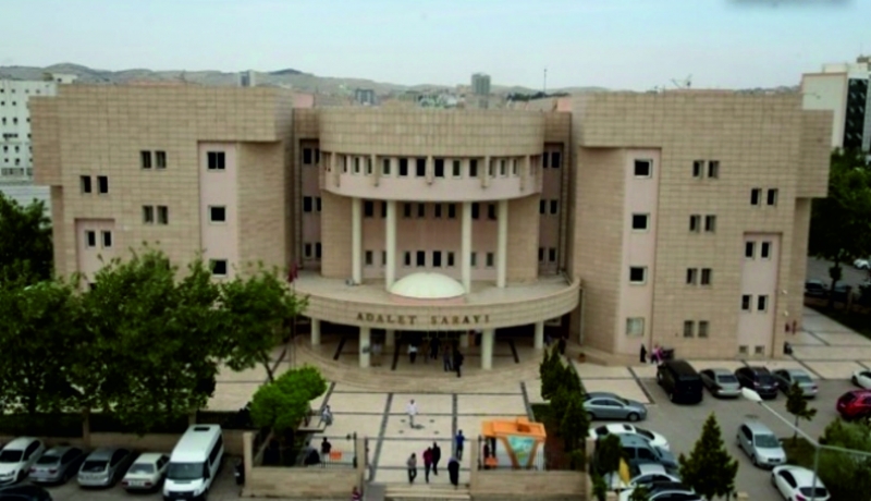 FETÖ sanığı eski astsubaylara hapis cezası