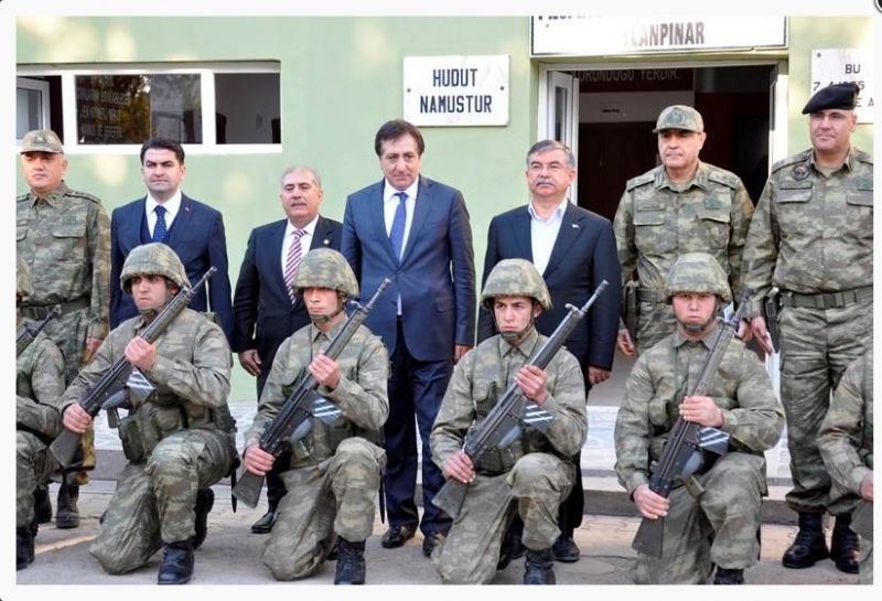Milli Savunma Bakanı Ceylanpınar`ı Ziyaret Etti